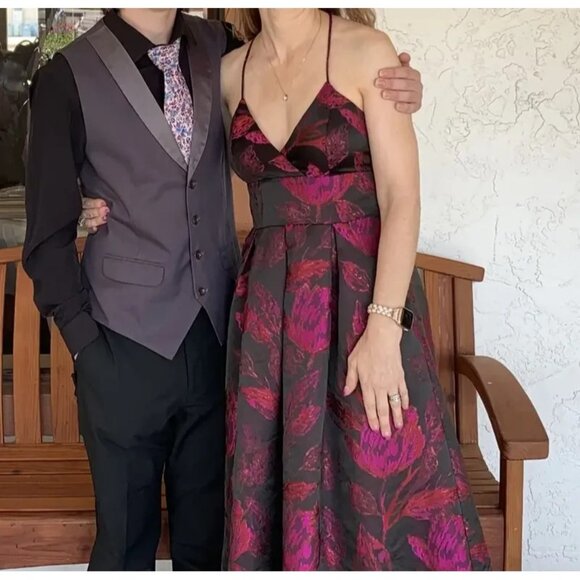 Hutch Floral Jacquard High-Low Gown – Size 2 (Retail $445) - Picture 8 of 16